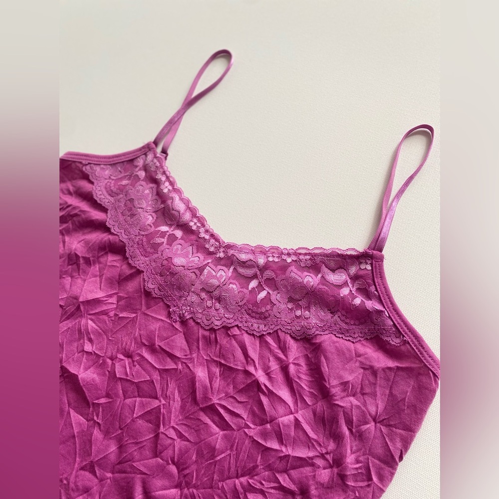 Tank top with lace